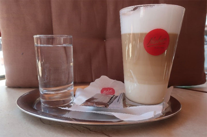 Mehr über den Artikel erfahren Café Latte und das Leben